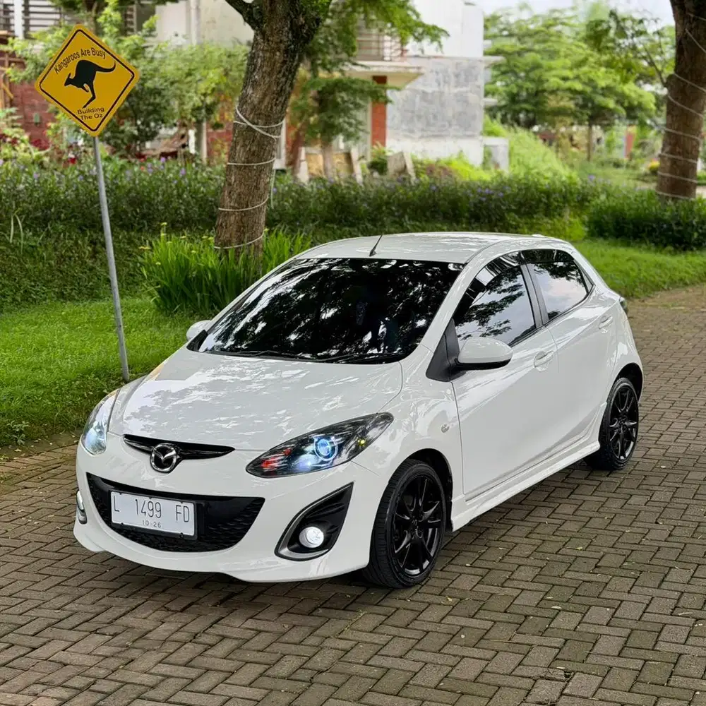 Mazda 2 Type R Tertinggi Matic Sangat Terawat