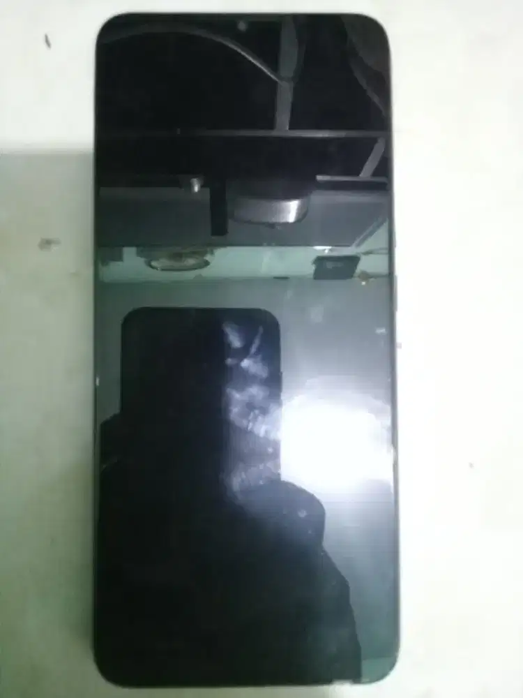 Infinix hot 9 play 2/32 normal hp only