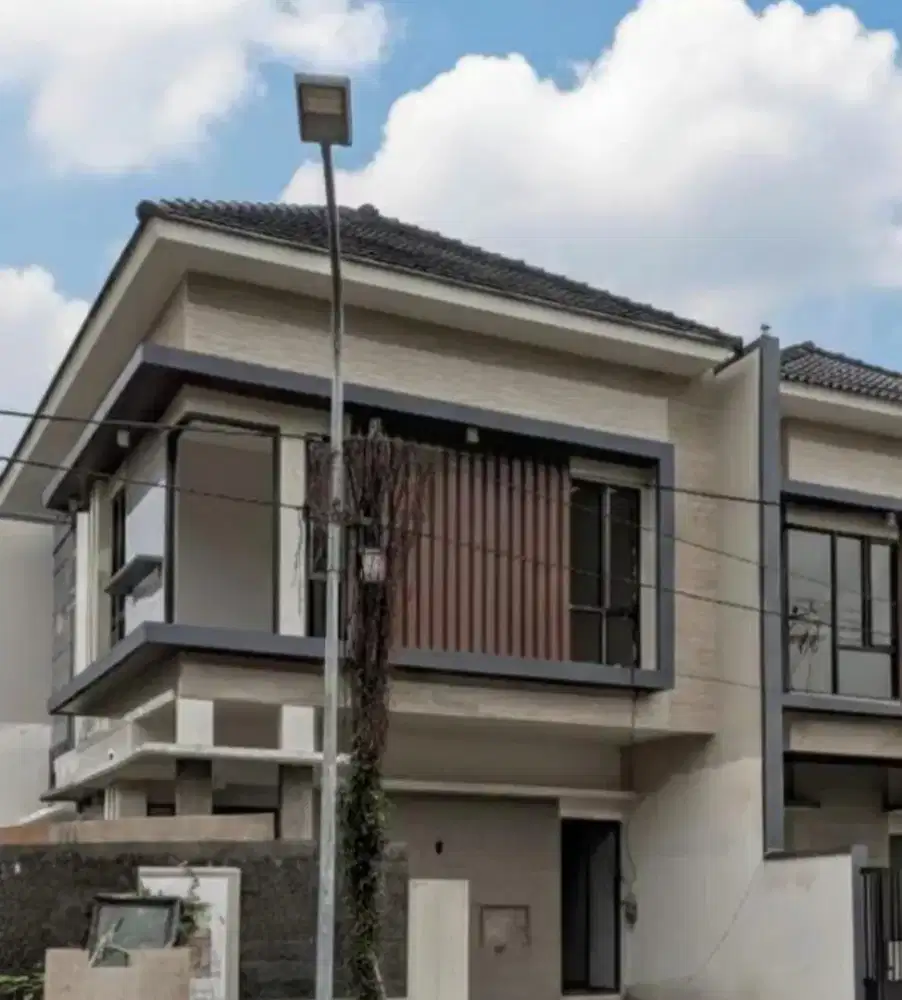 Rumah Baru Gress Klampis Surabaya