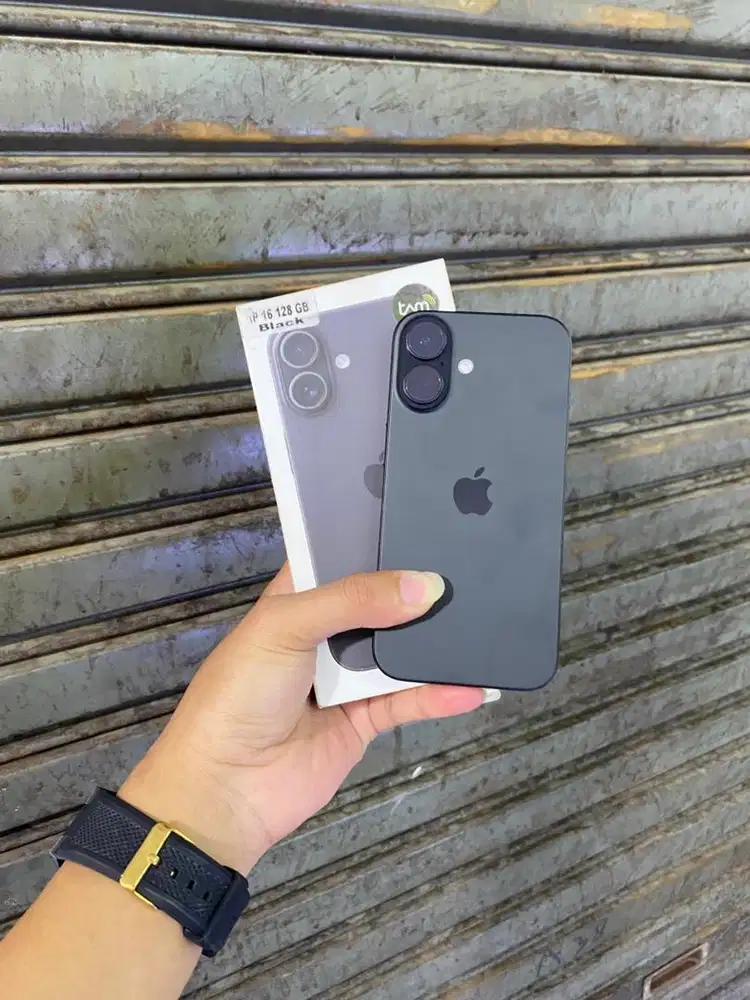 iPhone 16 128gb iBox black