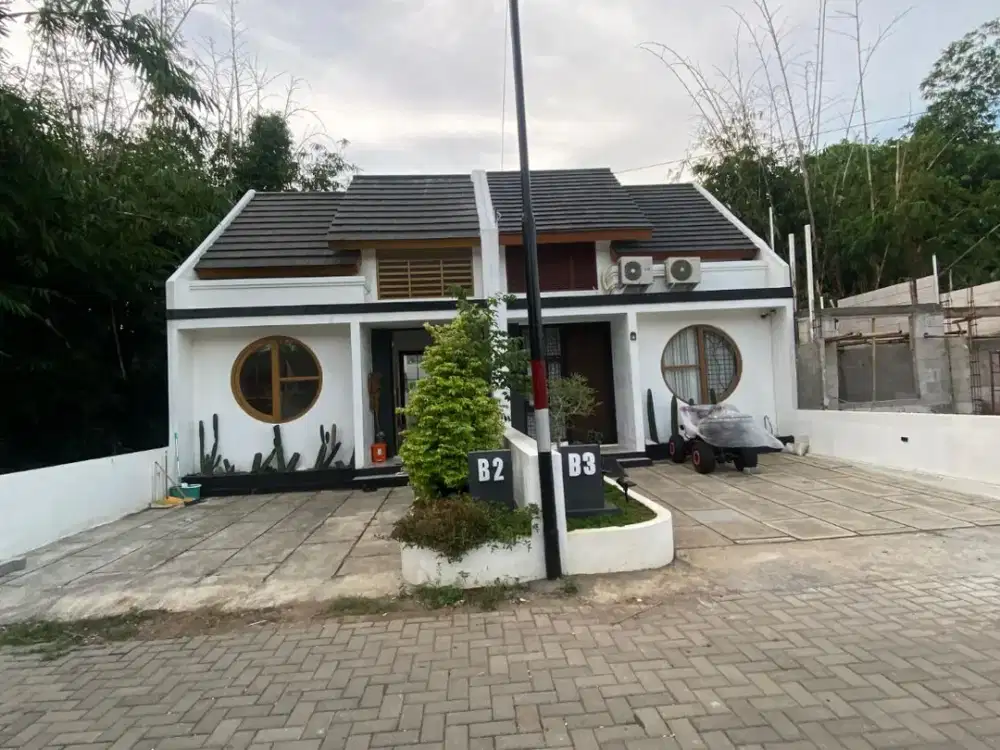 Rumah Murah di Jogja Ada Pos Security Ala Jepang Area Exit Tol Sentolo