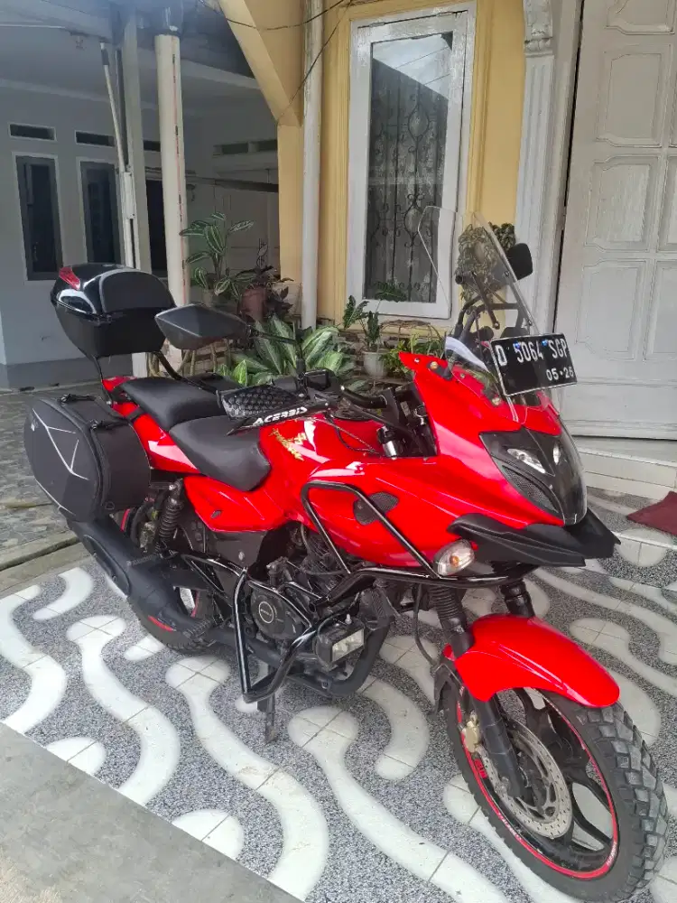 BAJAJ Pulsar 220 Adventure