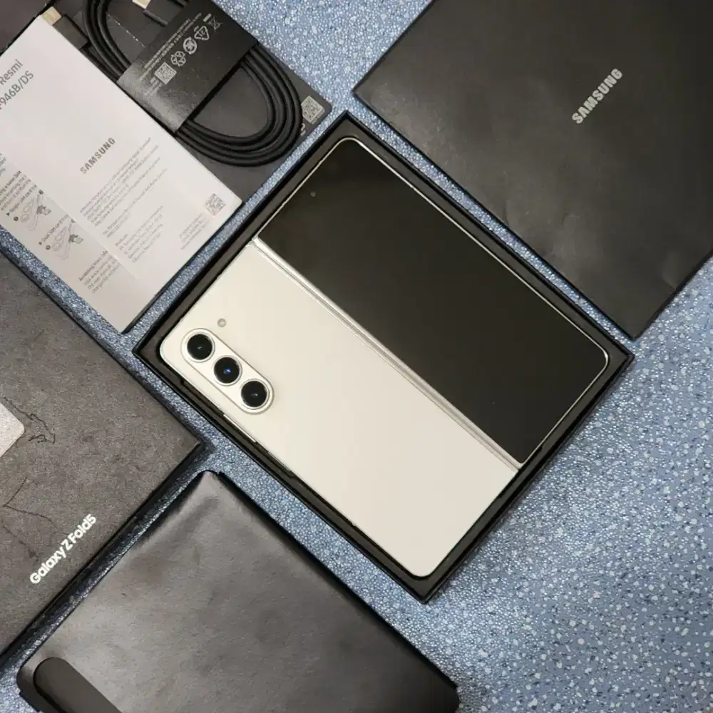 Samsung Z Fold 5 12GB/1TB Warna Cream, EX Garansi Resmi SEIN Indonesia