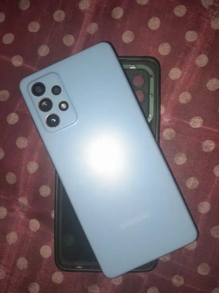 Samsung a72 RAM 8/128 no minus