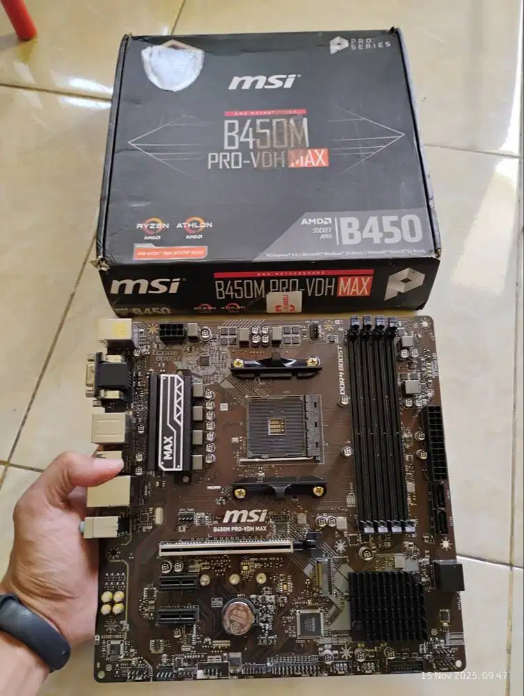 MSI B450M Pro-VDH MAX Socket AMD AM4 Garansi ON