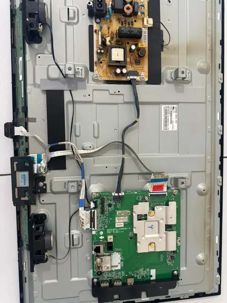 Copotan smart TV merk LG