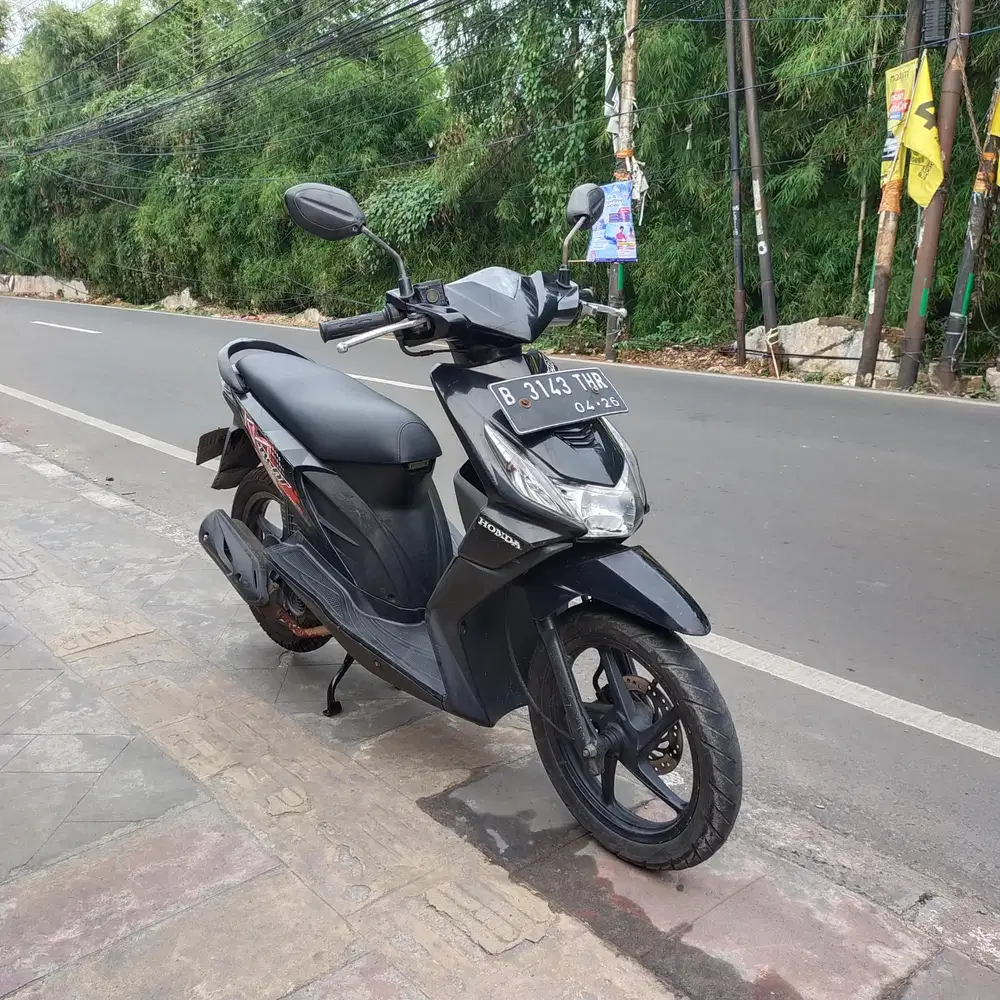 Honda Beat Karbu 2011 (Lengkap Bagus)