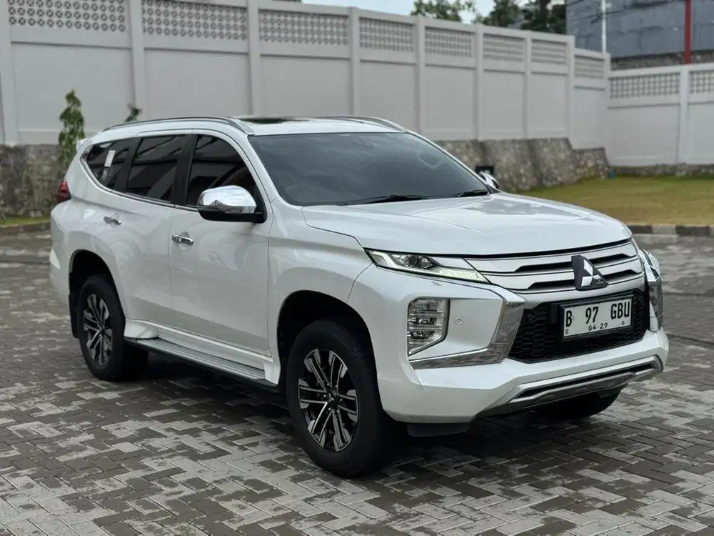 LOW ODO 14rb KM Mitsubishi Pajero Sport 2.4 Dakar Matic Diesel 2023 AT