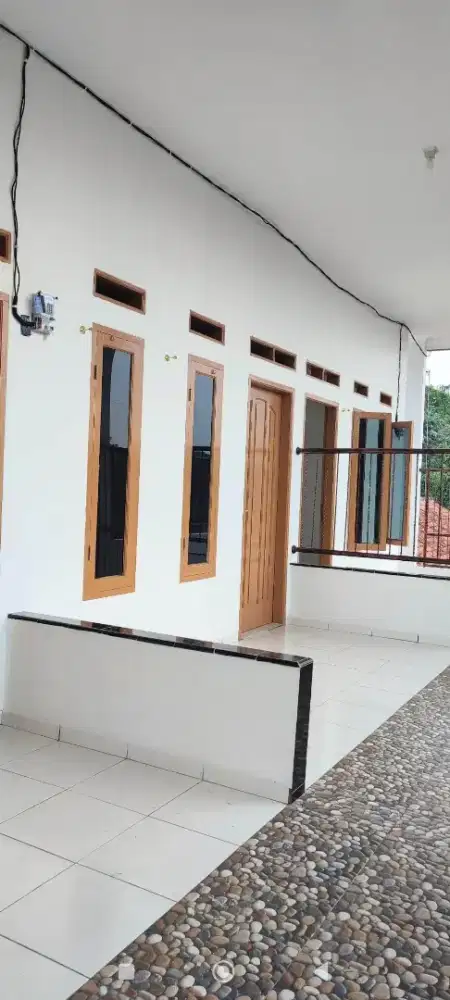 Dikontrakkan Rumah. Strategis dekat Sinarmas World Academy,  BSD 