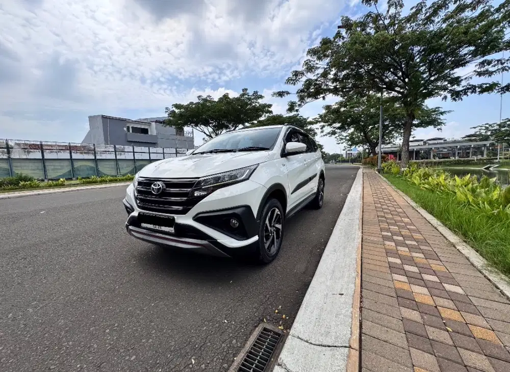 Toyota Rush 2019 Bensin