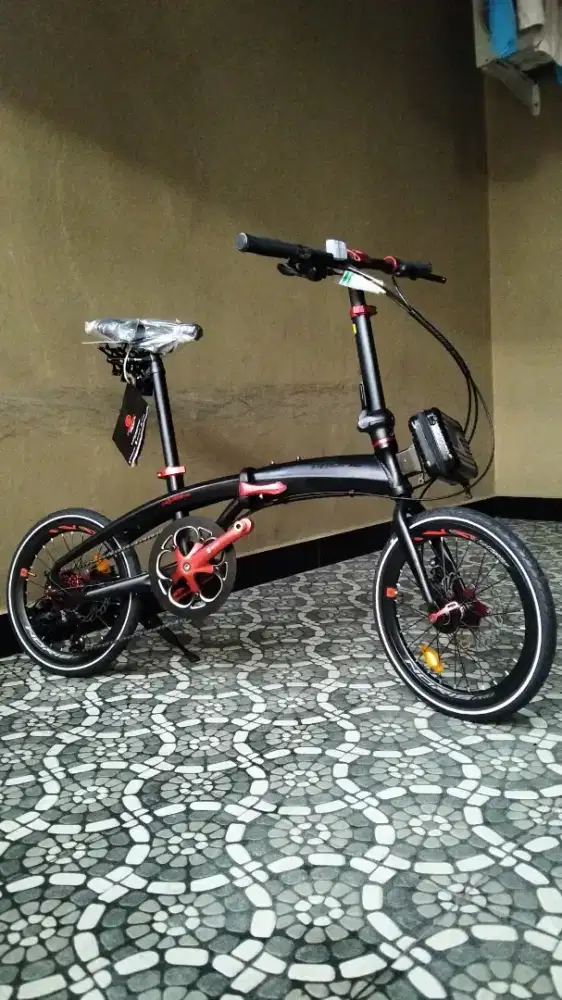 COD
SEPEDA LIPAT ELEMEN TROY X9 UKURAN 16 INCH
ELEMENT TROY
ELEMENT