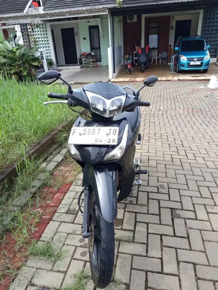 Supra x Helm in 2012