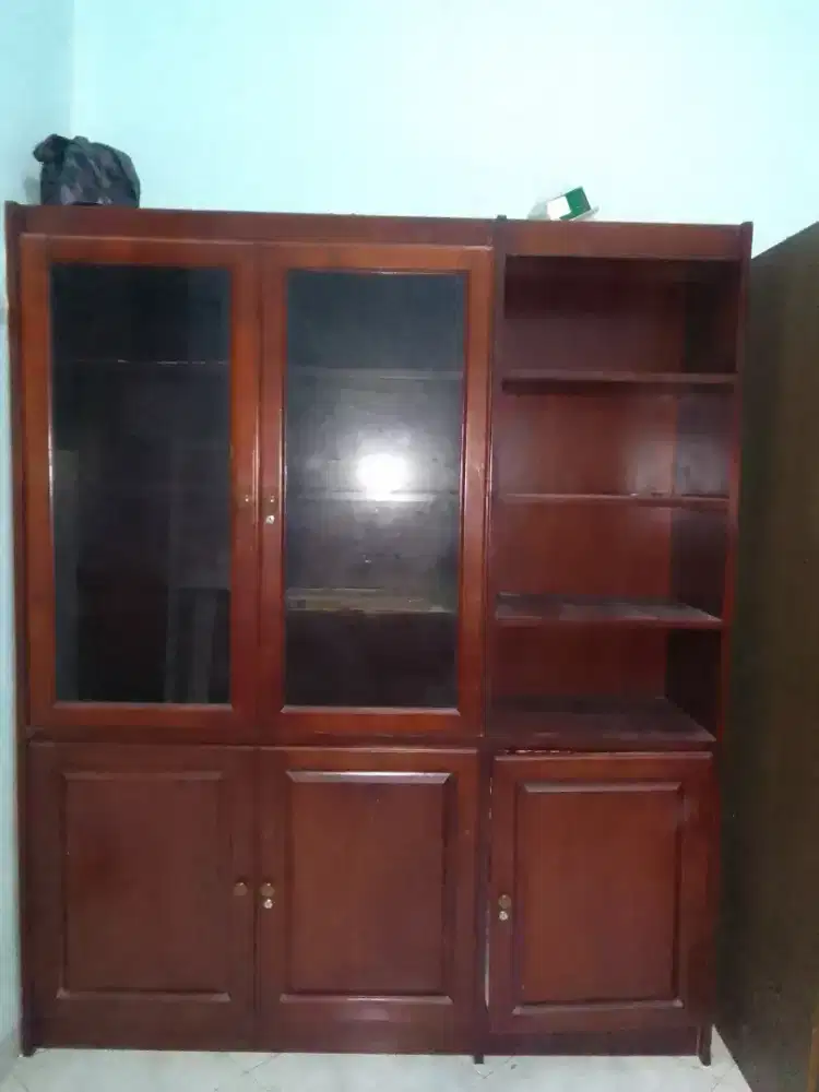 Dijual Lemari kayu JATI ASLI