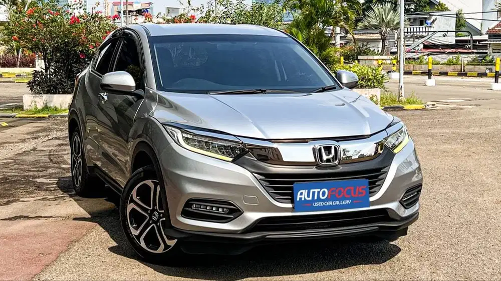 Honda Hrv 1.5 L SE AT Facelift nik 2019 Silver Metalik Low Km asli rec