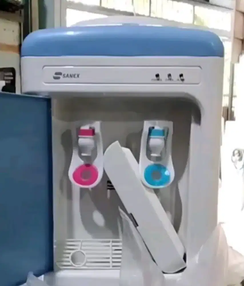 Dispenser d 188 warna biru baru