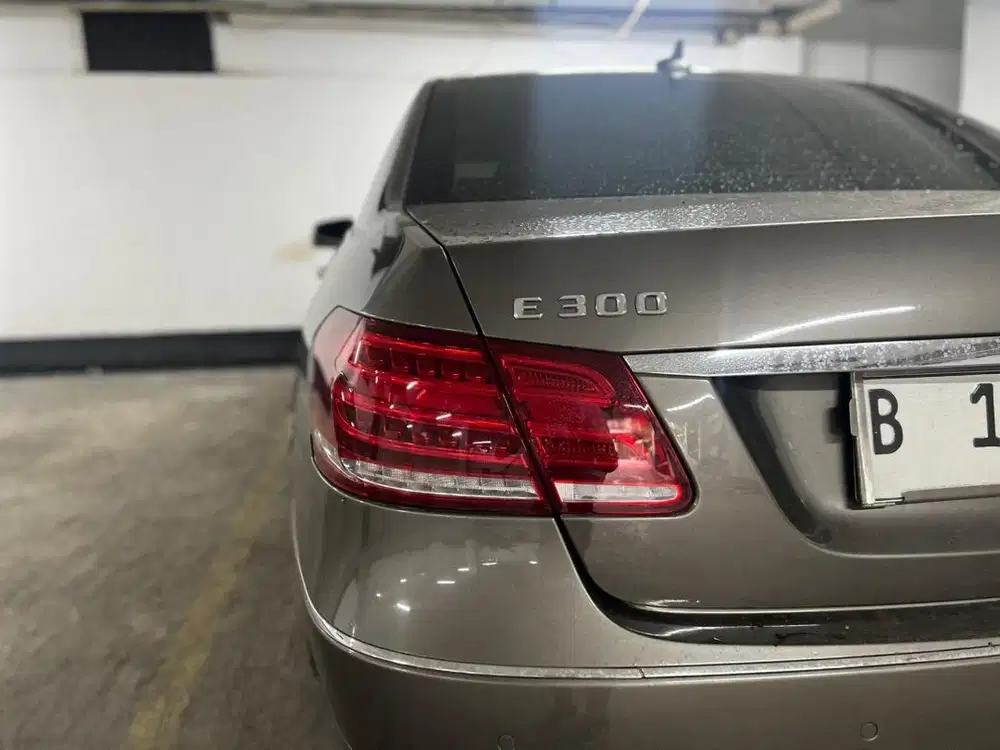 Mercedez benz e300 2011 w212