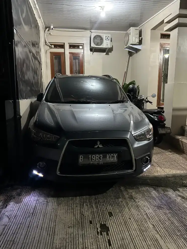 Dijual Mobil Mitsubishi