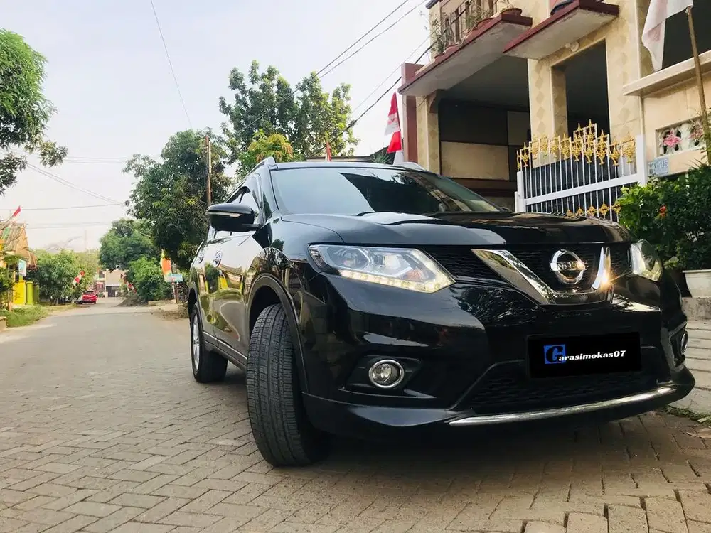 Nissan X-Trail 2.0 AT 2016