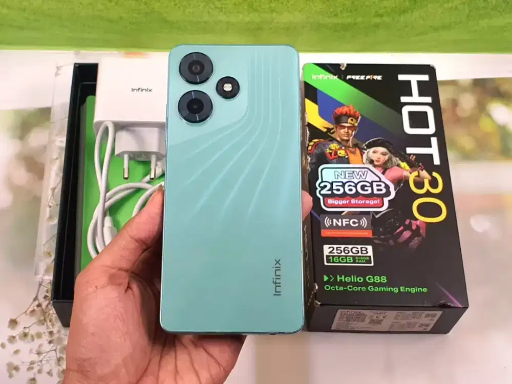 Infinix HOT 30 NFC Ram 8GB/256GB mulus fullset