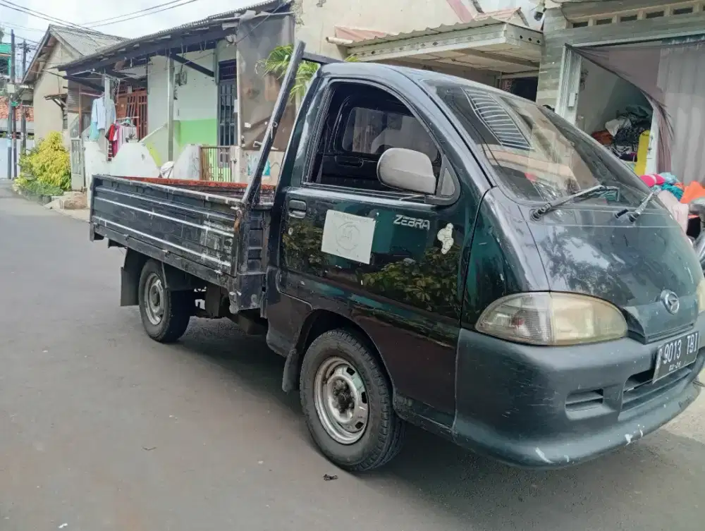 Daihatsu Espass 1.5 cc Pick Up Tahun 2005 ( Kalbulator)