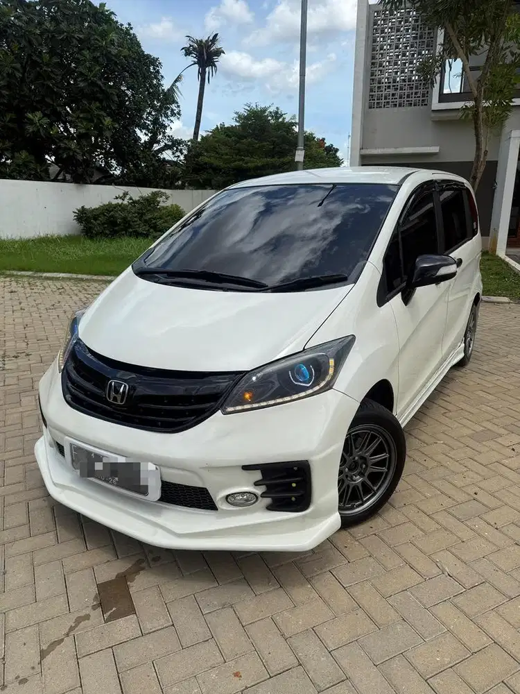 Honda Freed 2011 Bensin