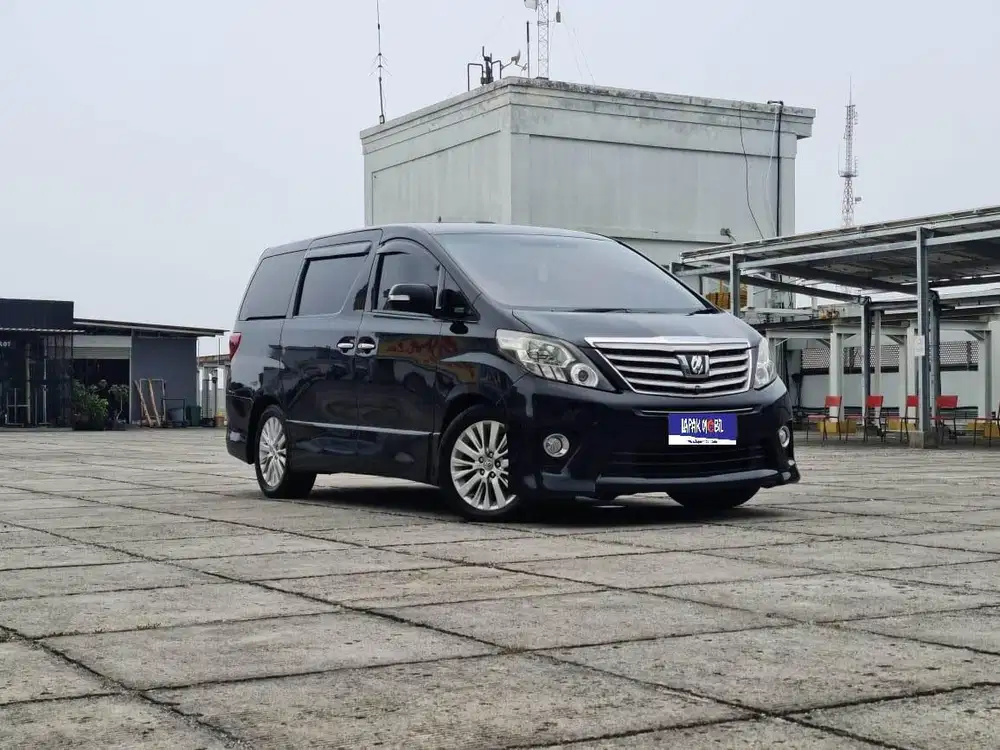 Toyota Alphard 2.4 SC PS 2012 Km 86rb Tangan 1