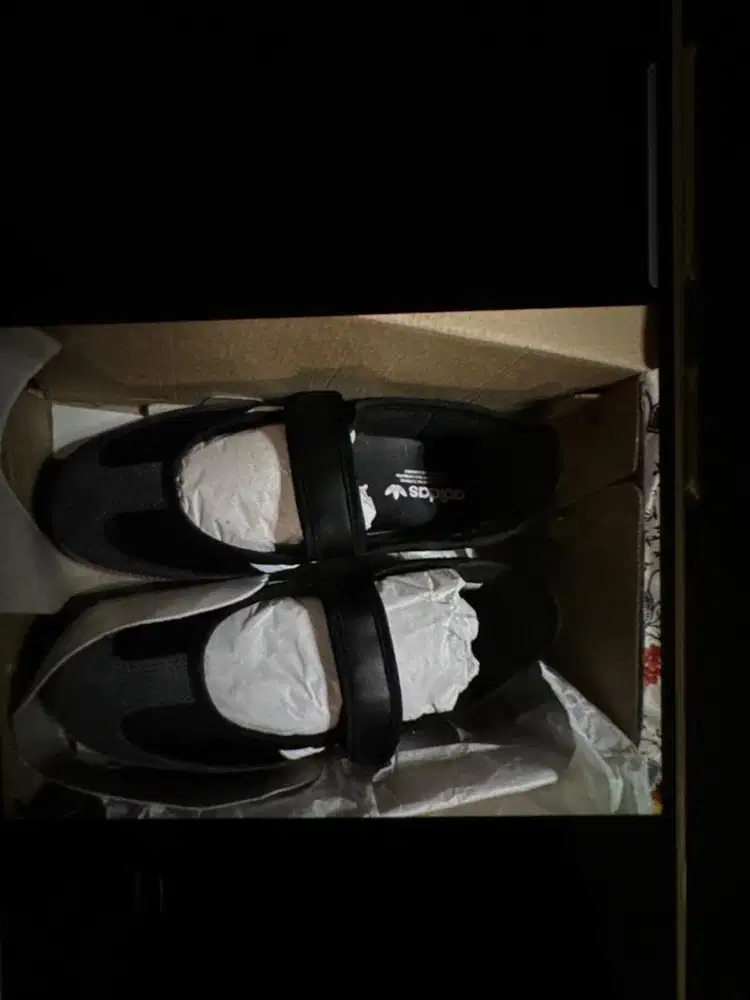 Preloved_ ADIDAS SAMBA JANE WOMEN-BLACK Size 38 (23.5 cm)