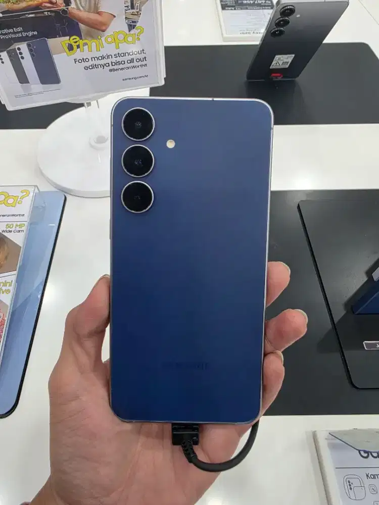 Samsung Galaxy S25 FE