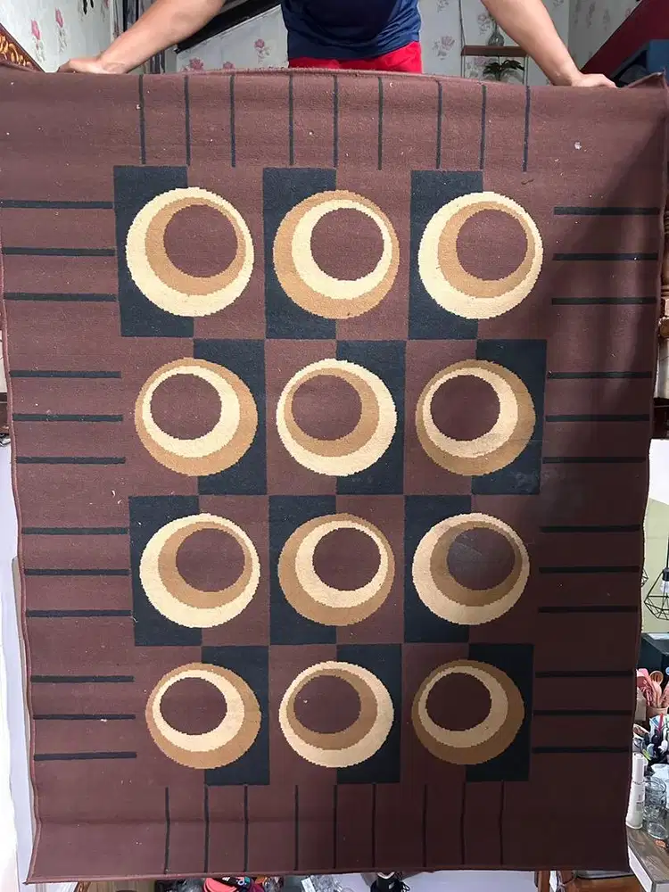 Karpet bekas ukuran 210x160