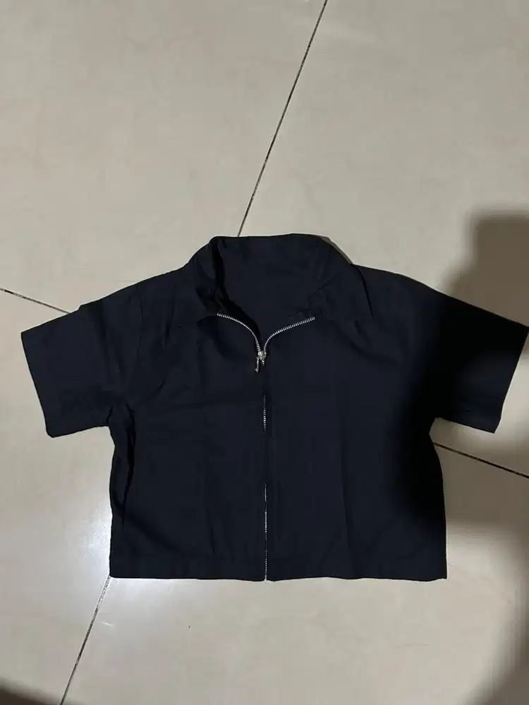 Kemeja zipper wanita