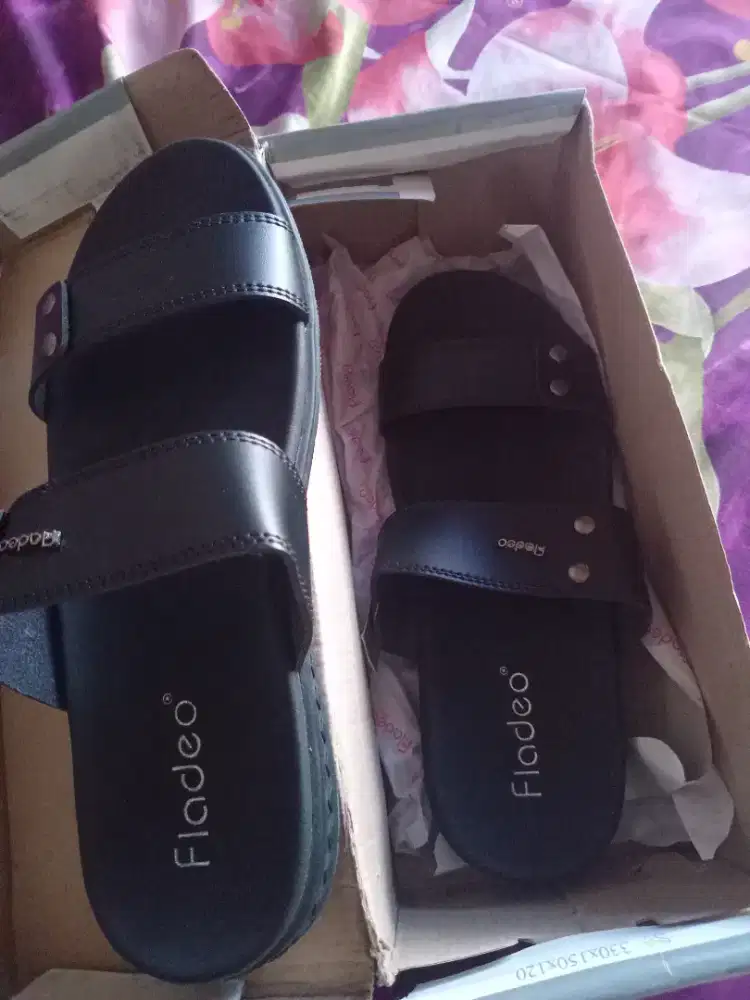 Dijual sandal fladeo ori 100%