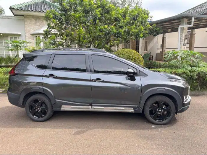 Xpander Rockford Limited Editions, AT, 2021, Abu Metalik, Plat F