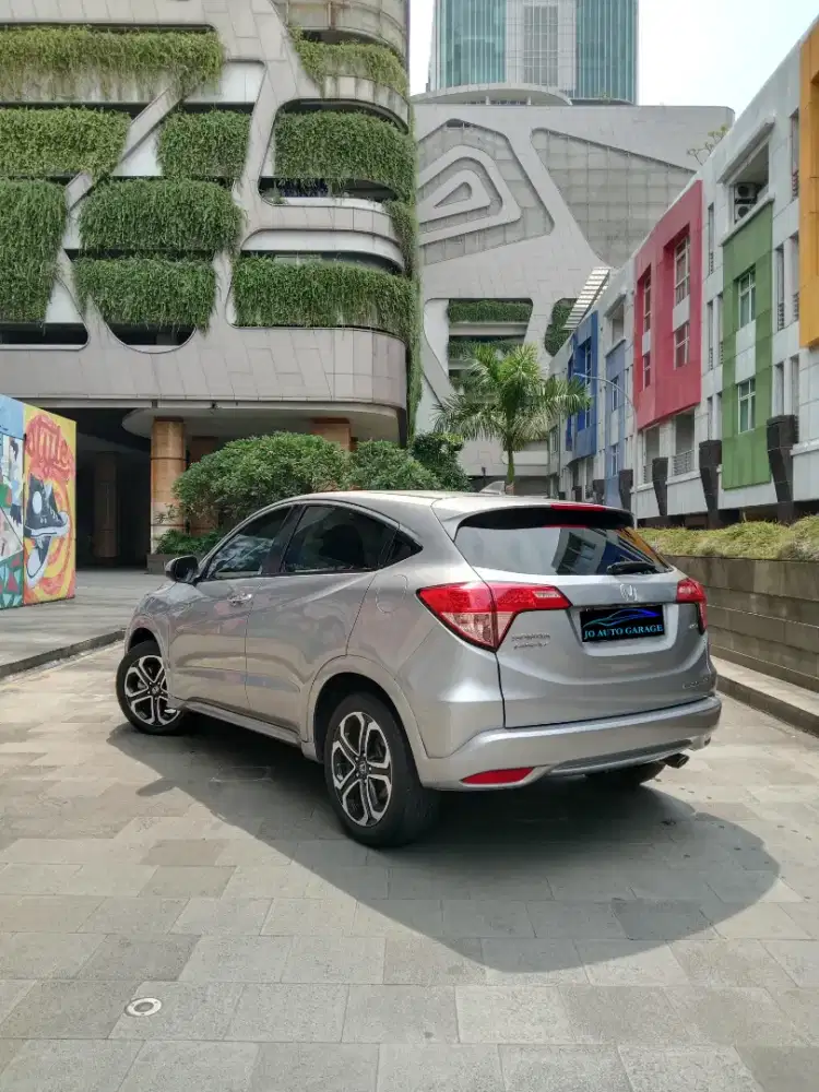Honda HRV Prestige AT Th 2016 Good Condition