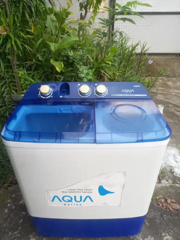 MESIN CUCI AQUA HIJAB 8,7KG