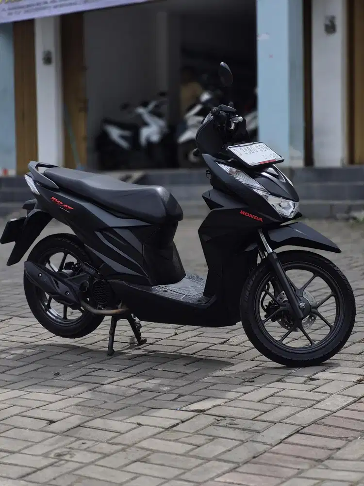 HONDA NEW BEAT DELUXE KM 20RB MULUS