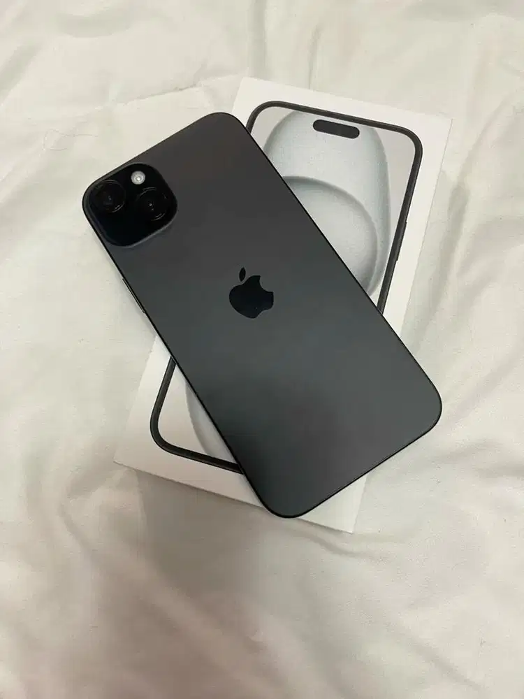 Iphone 15 plus Black 128gb Ibox garansi ON no minus