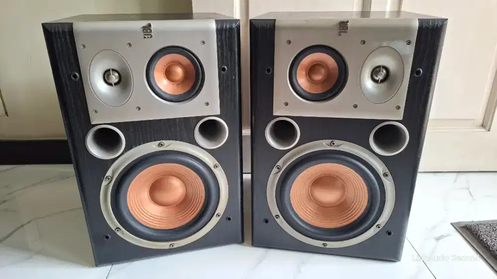 Jbl  studio series s38  usa