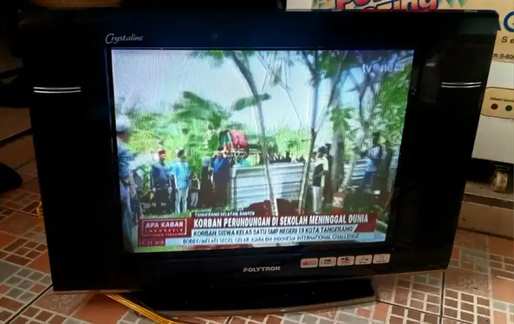 Jual tv POLYTRON SLIM 21 inc siap untuk d antar