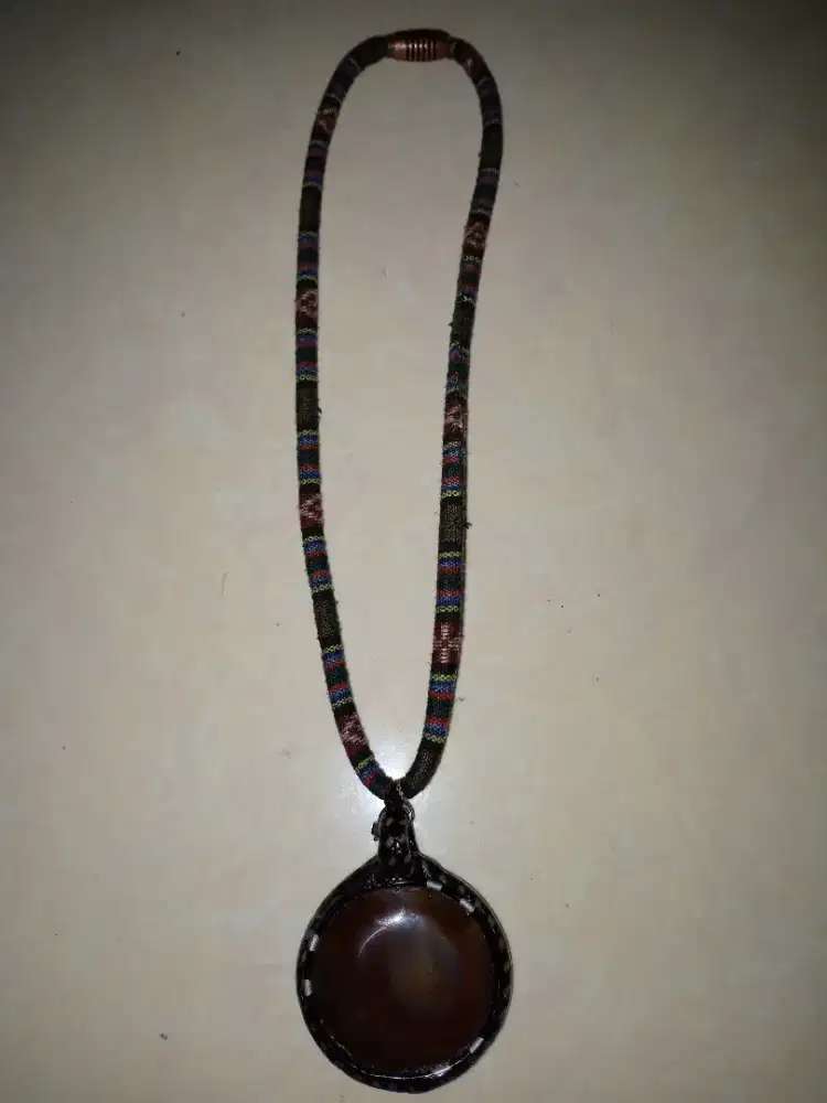 Liontin batu sulaiman junjung derajat