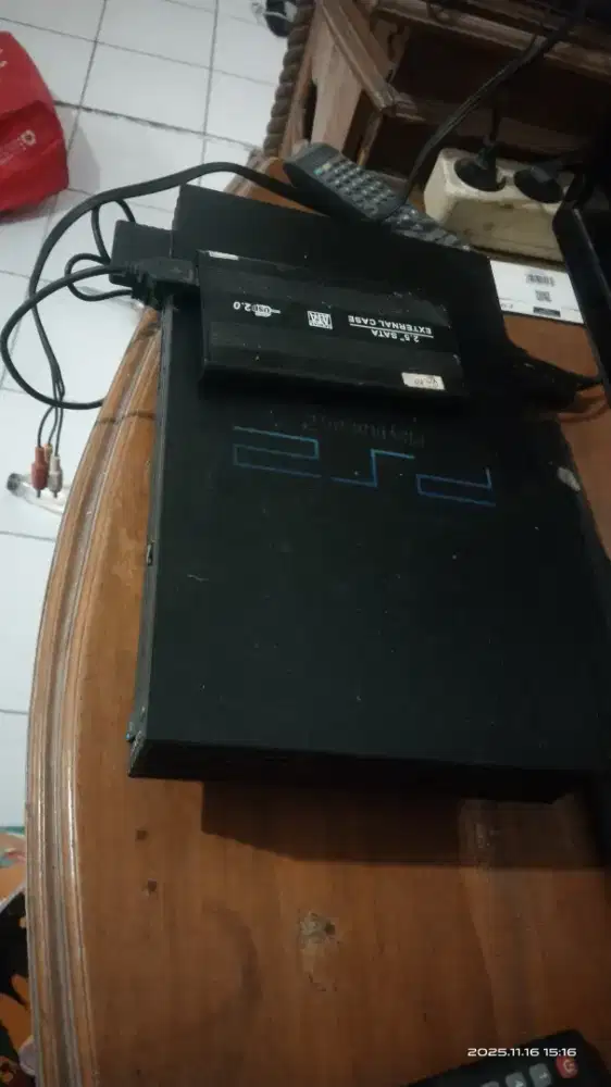 PS2 Fat Lengkap + Hardisk Eksternal & Memory Card – Siap Main!