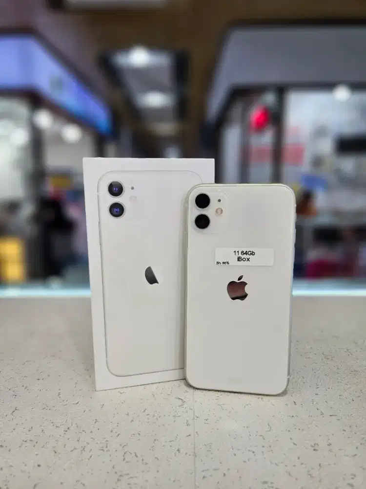 iPhone 11 64Gb iBox