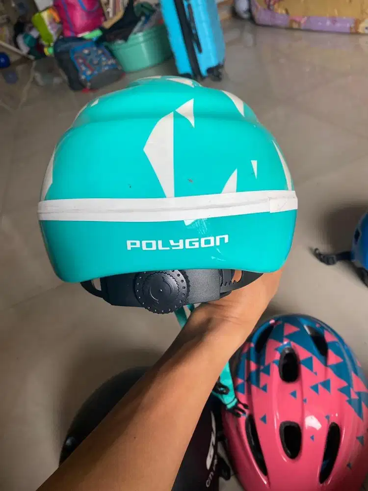 Helm sepeda anak Polygon