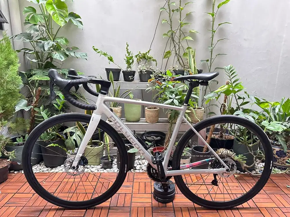 Polygon Strattos S5D 2022 Upgrade Dropbar. Siap diajak Ngebut!