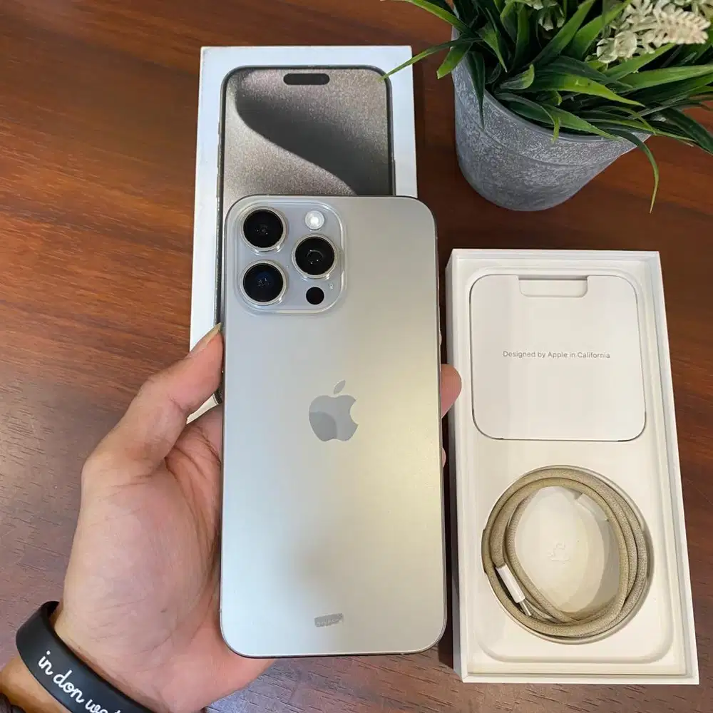 iPhone 15 Pro Max 256GB Natural Titanium iBox