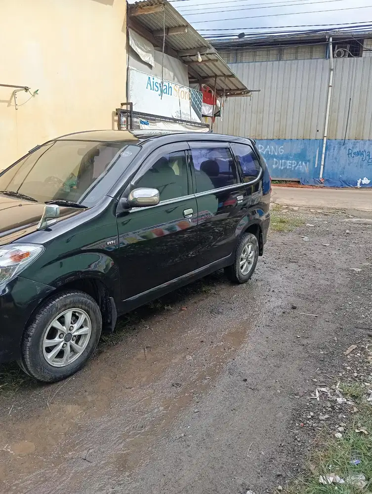 Daihatsu Xenia 2009 Bensin