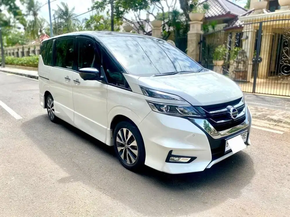 SERENA HWS 2019 MATIC PUTIH DP8JT MULUS ISTIMEWA