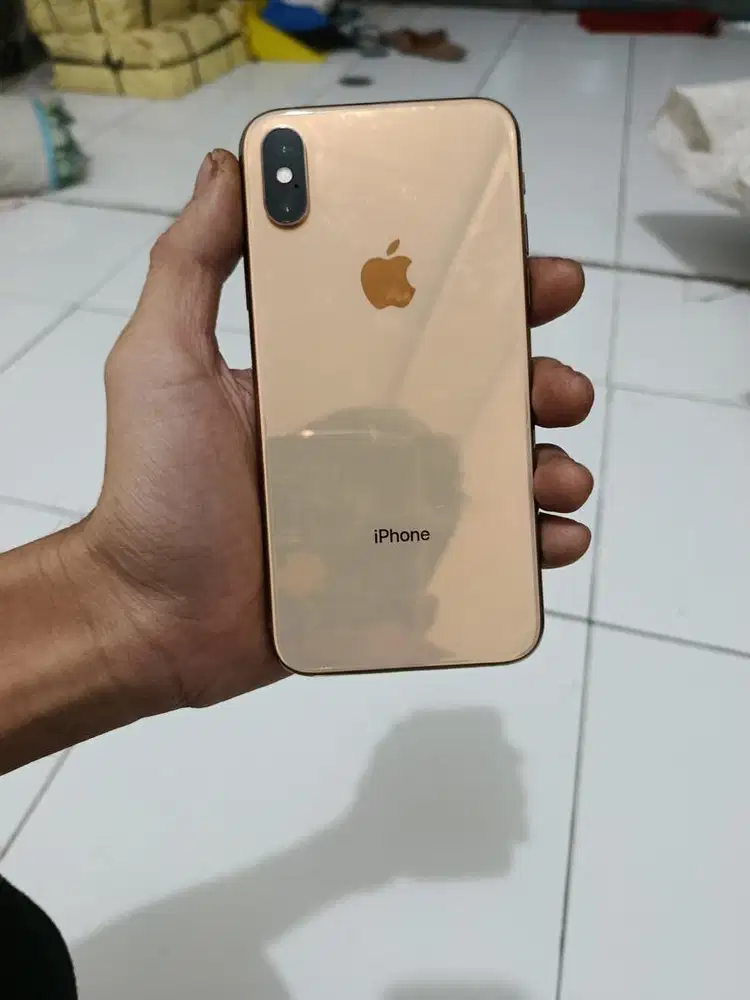 iPhone xs 64 gb all oprator no minus