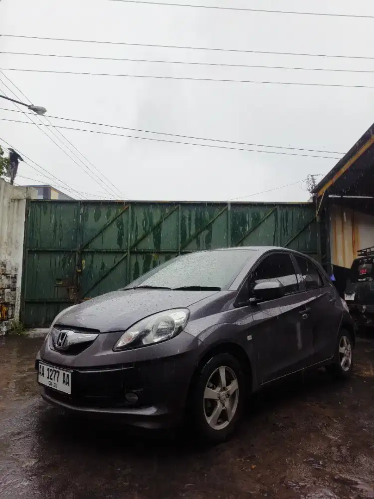 Honda Brio E AT 2015 (Matic) - LOW KM 31rb ASLI! Tangan Pertama
