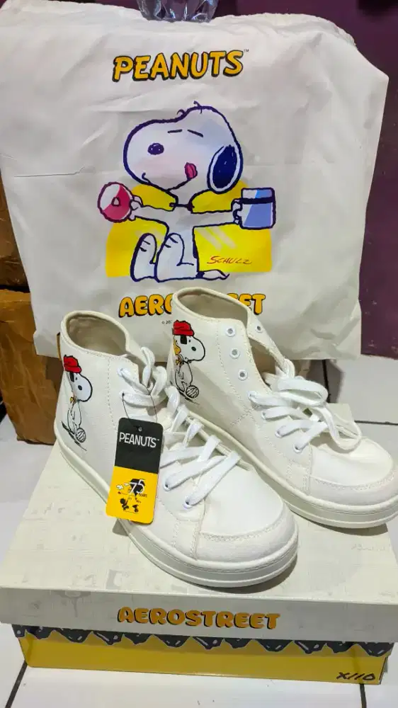 Sepatu AEROSTREET × SNOOPY high cut