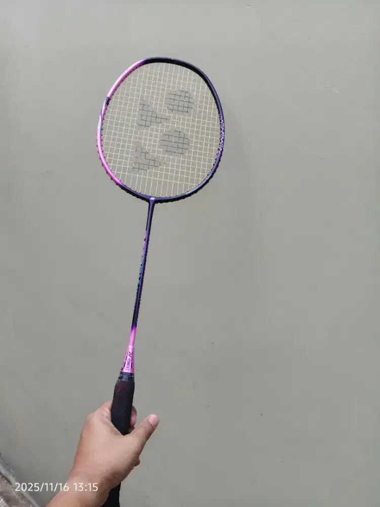 Raket Yonex Astrox